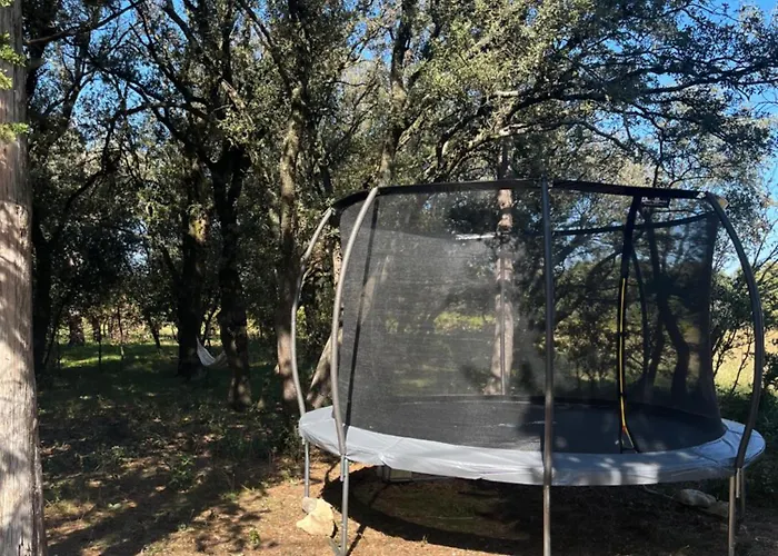 Maisonnette Avec Petite Foret * Valreas